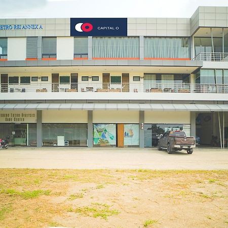 Capital O Oyo 785 The Greenhive Hotel Ibaan ภายนอก รูปภาพ