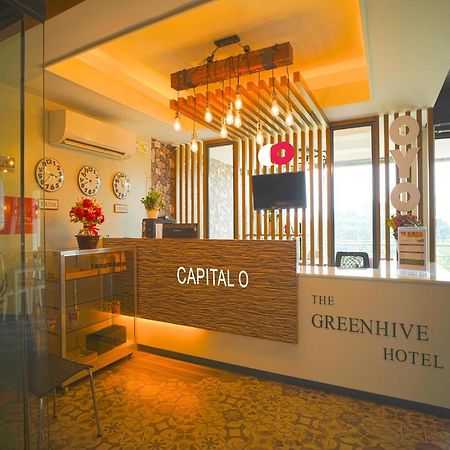 Capital O Oyo 785 The Greenhive Hotel Ibaan ภายนอก รูปภาพ