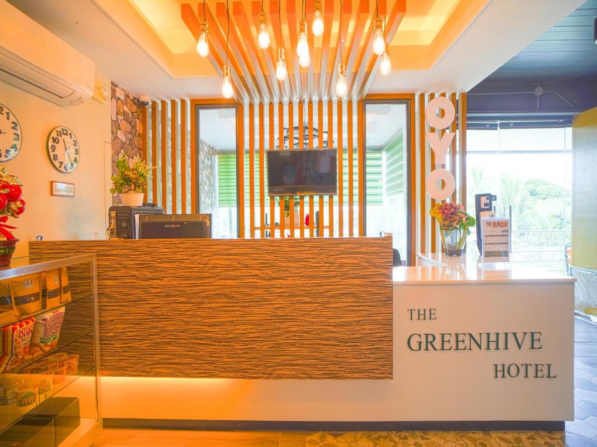 Capital O Oyo 785 The Greenhive Hotel Ibaan ภายนอก รูปภาพ