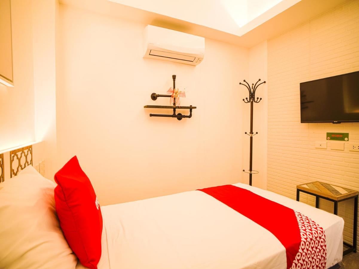 Capital O Oyo 785 The Greenhive Hotel Ibaan ภายนอก รูปภาพ